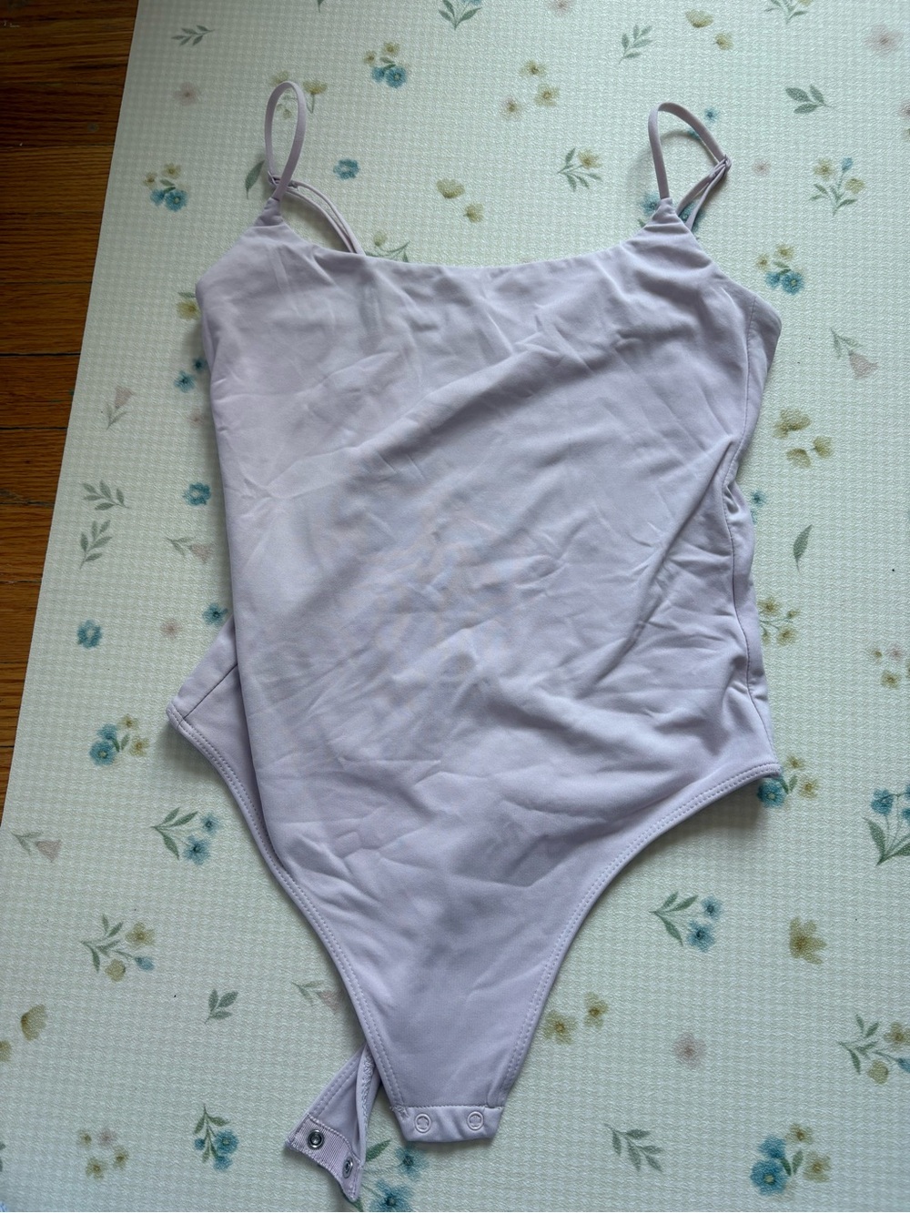 Sugarplum lilac aritzia contour bodysuit